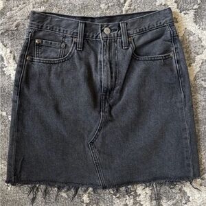 Women’s Black Denim Raw-Hem Skirt